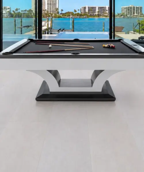 White Leather - 1/2&Quot; (12Mm) - Cork Floating (Fwl12) White Leather Installed Flooring In A Furnished Daylight Interior; Reviewed Room View (Cz3384Vwn)