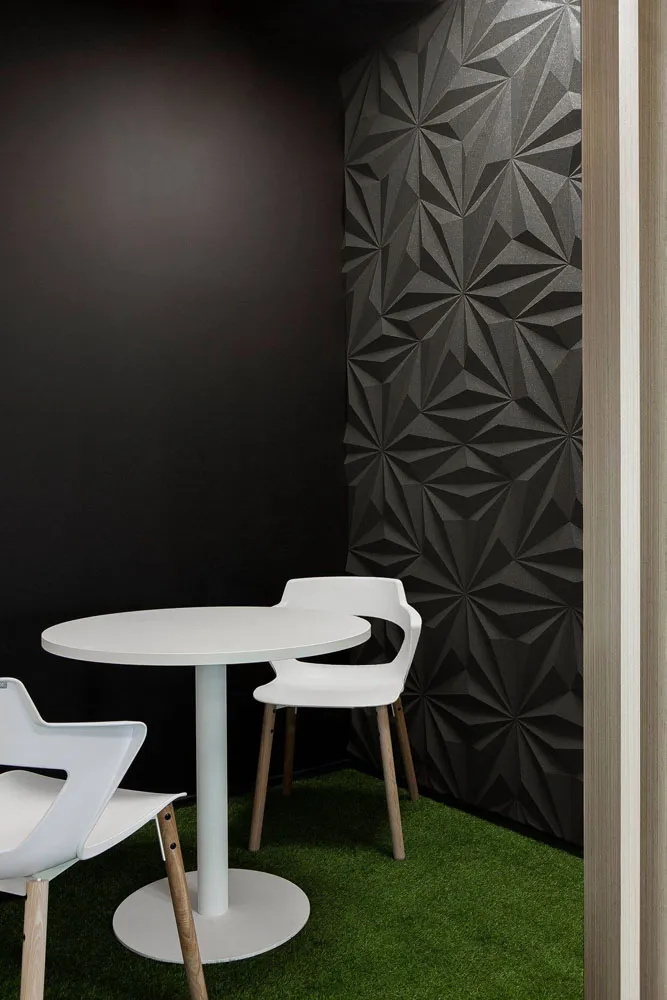 Diamond Black – 1 – 1 3/16″ (30Mm) (Wall Tile) - Image 3