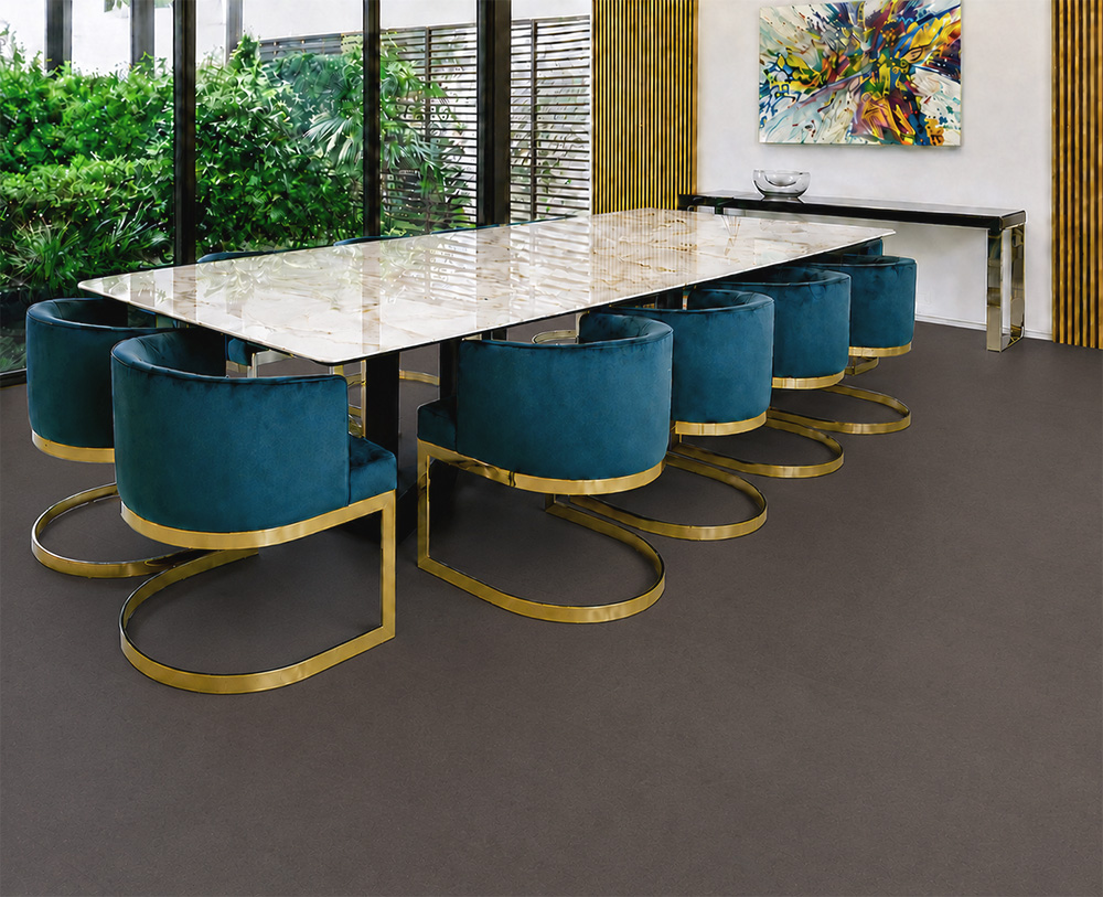 Night - 7/16&Quot; (11Mm) - Swiss Real Cork Floating (Fnig11) Night Natural Cork Flooring Complements A Marble Dining Table, Teal Chairs, And Gold Accents.