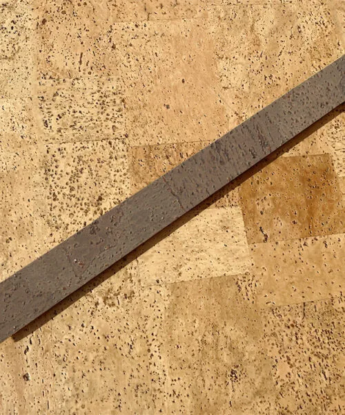Onyx – 7/16″ (11mm) (T-Molding)