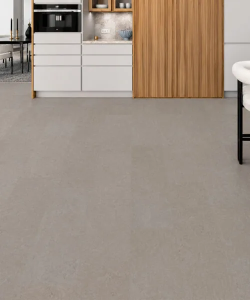 Porto Mist - 7/16&Quot; (11Mm) - Swiss Real Cork Floating (Fpm11) Porto Mist Swiss Real Cork Floating Flooring In A Luxury Dining Room With Contemporary Interior Design