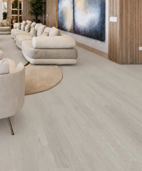 Light Grey Oak - 13/32&Quot; (10.5Mm) - Design Cork Floating (Flg10.5) Light Grey Oak Plank Flooring In A Basement Floor
